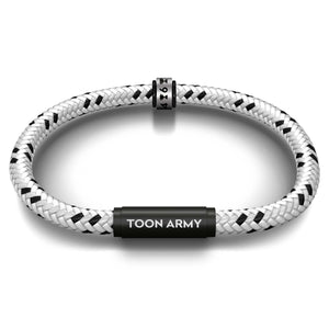 NUFC Trophy Cabinet Notch & Toon Army Bracelet (Sleek Silver)