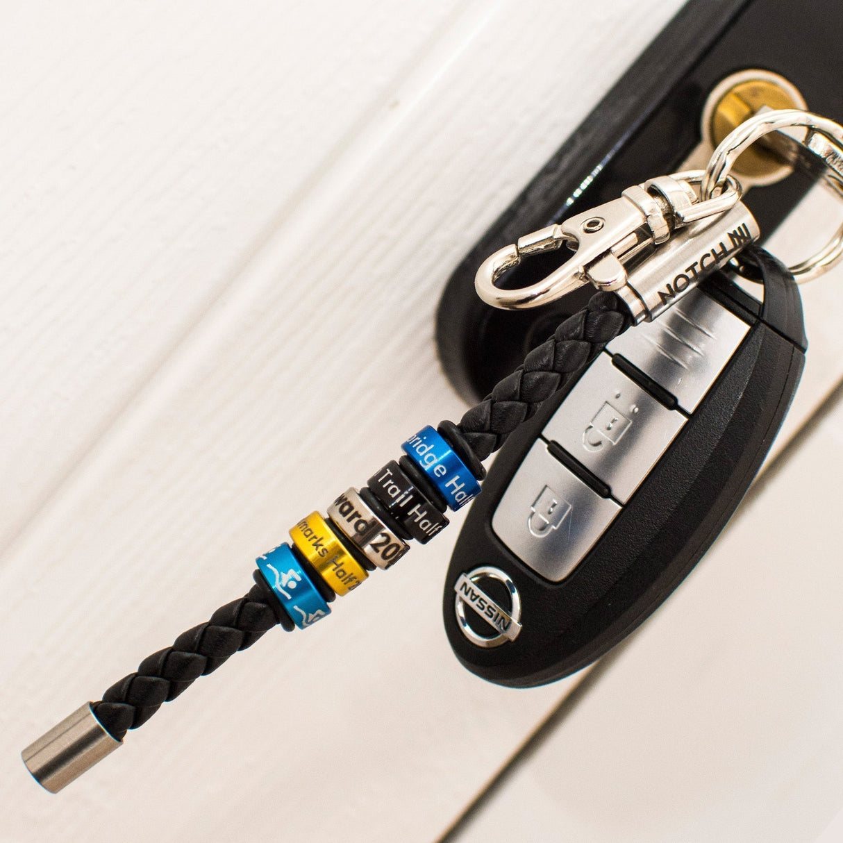 Sustainable OceanYarn Geocaching NOTCH Tale - Natural with blue aluminium ends